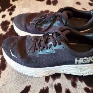 Hoka Arahi 7 Women's 9 B Shoes Road Running Neutral Stability Cushioned Black